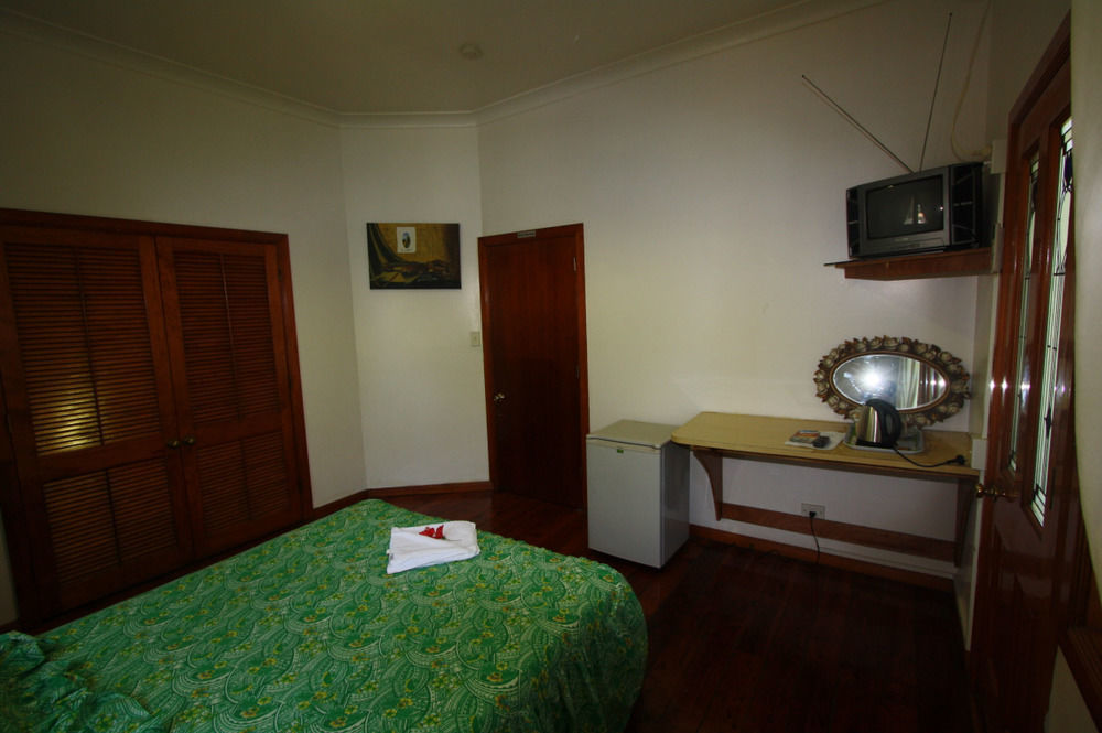 Lynn'S Getaway Hotel Apia Kültér fotó