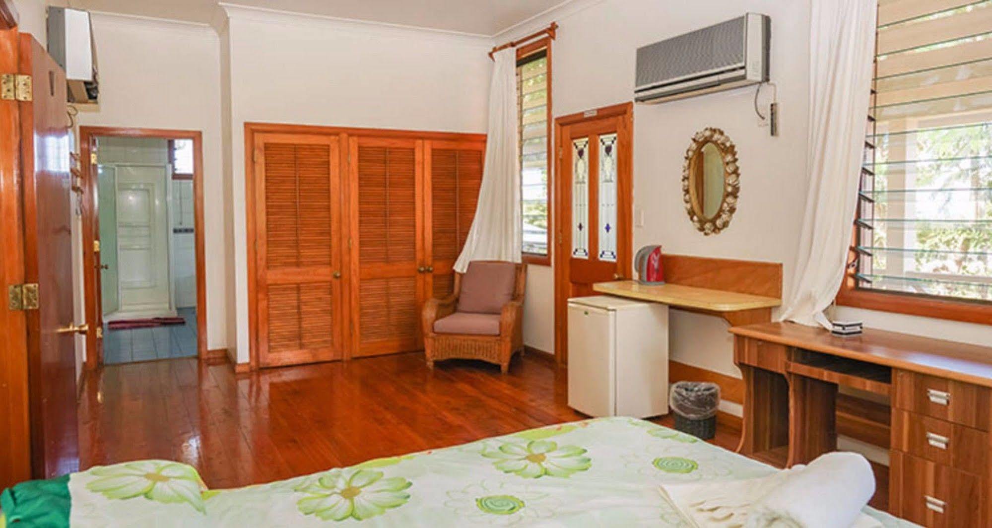 Lynn'S Getaway Hotel Apia Kültér fotó