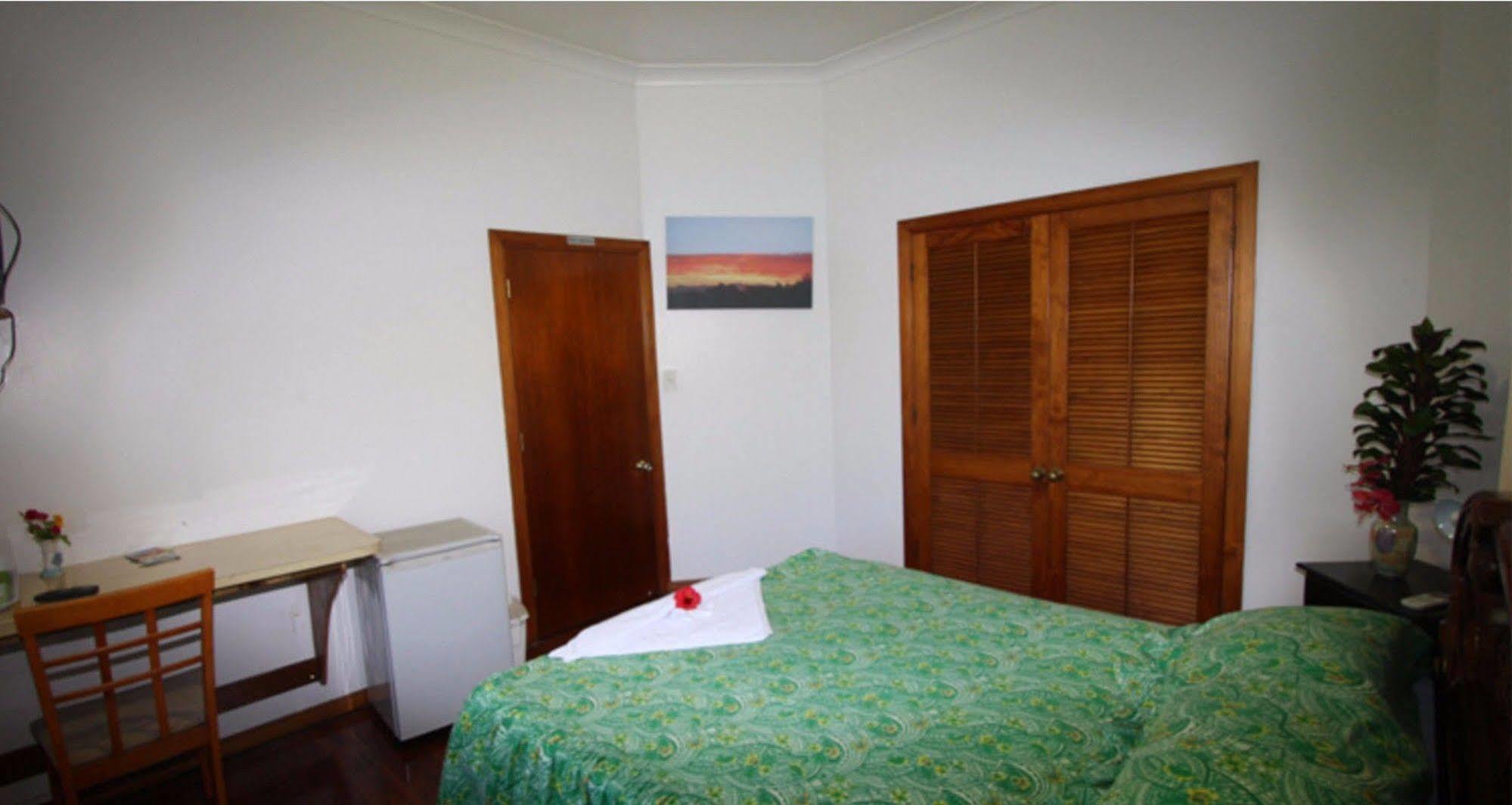 Lynn'S Getaway Hotel Apia Kültér fotó